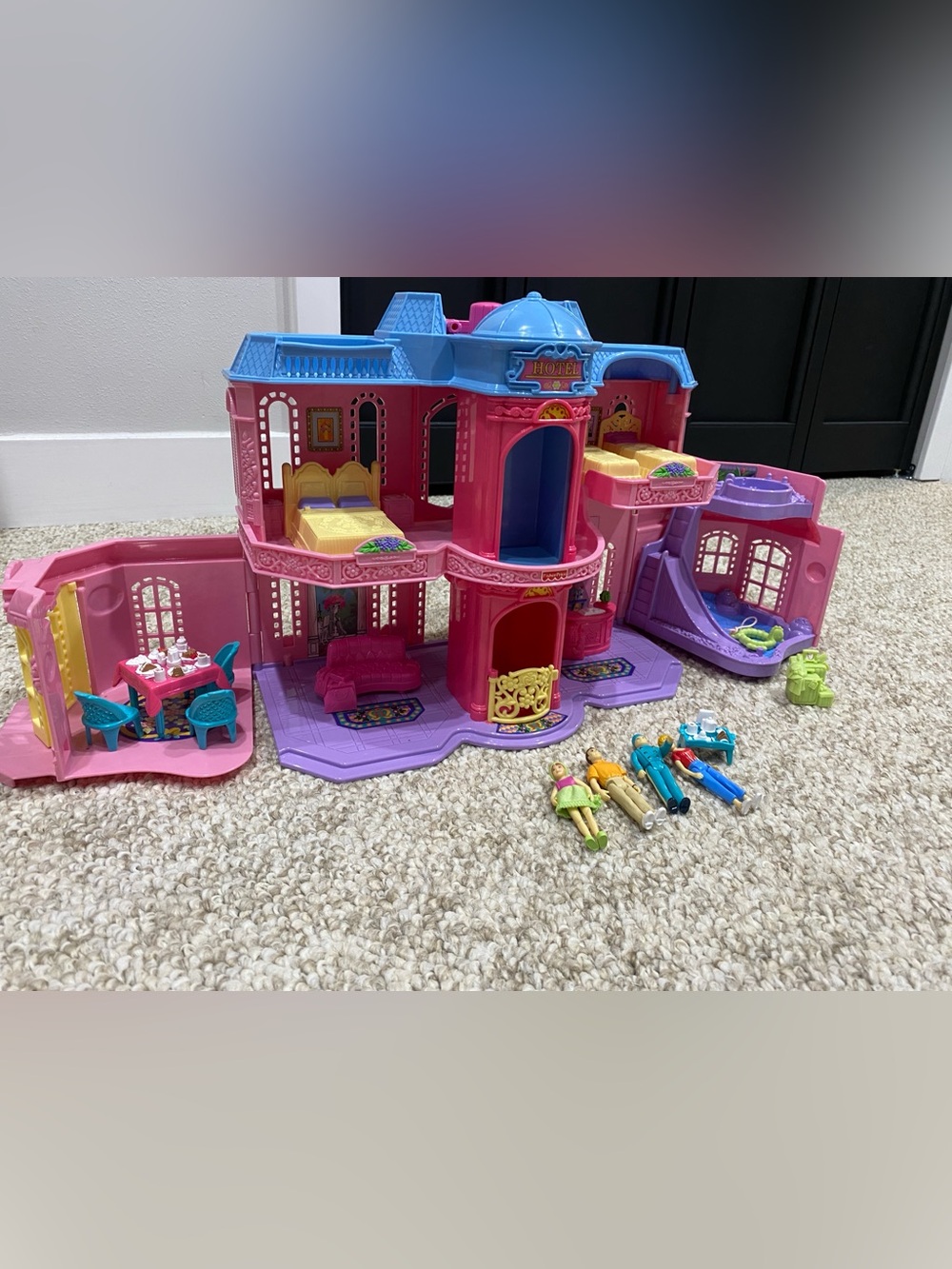Sweet streets fisher price Play Dollhouse Hotel - Plastic Playset